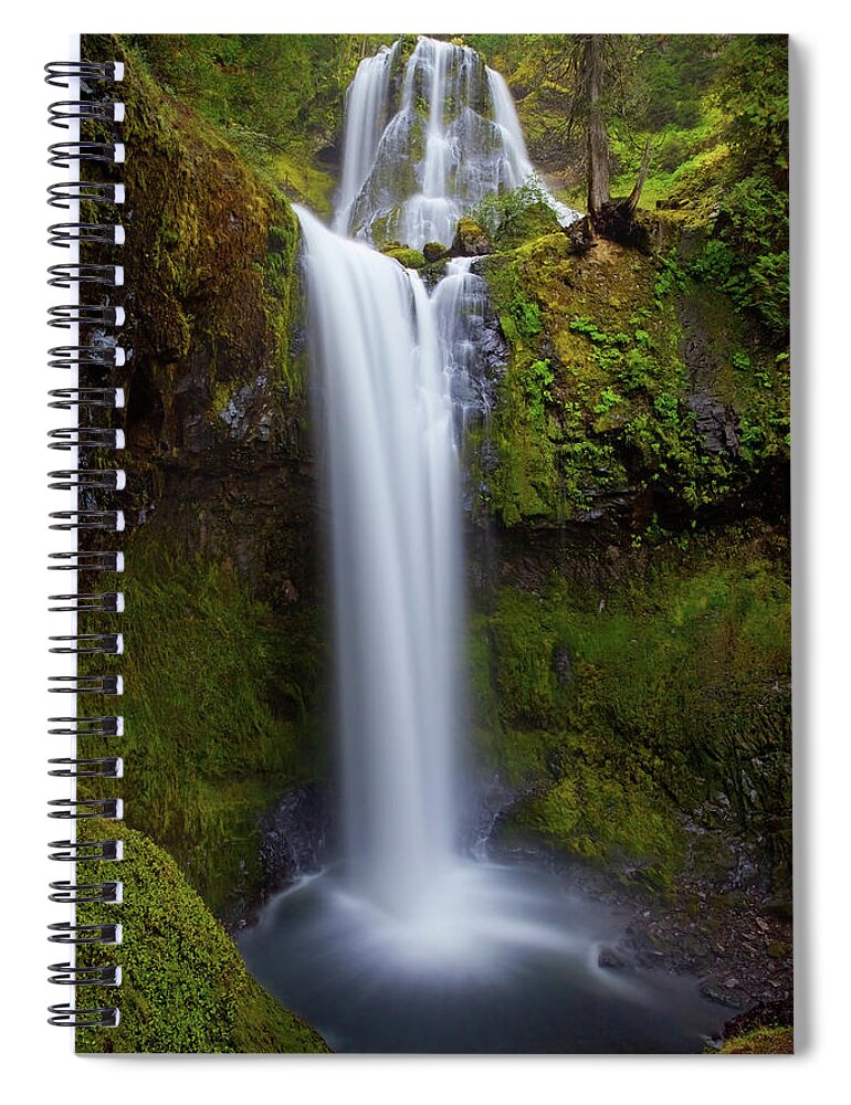 Washington Spiral Notebook featuring the photograph Falls Creek Falls by Darren White