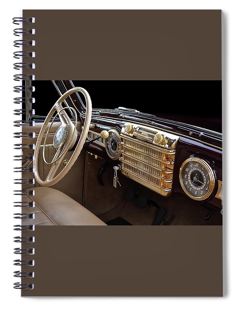 Groovin’ Spiral Notebook featuring the photograph Grooving To The Golden Oldies by Ron Long
