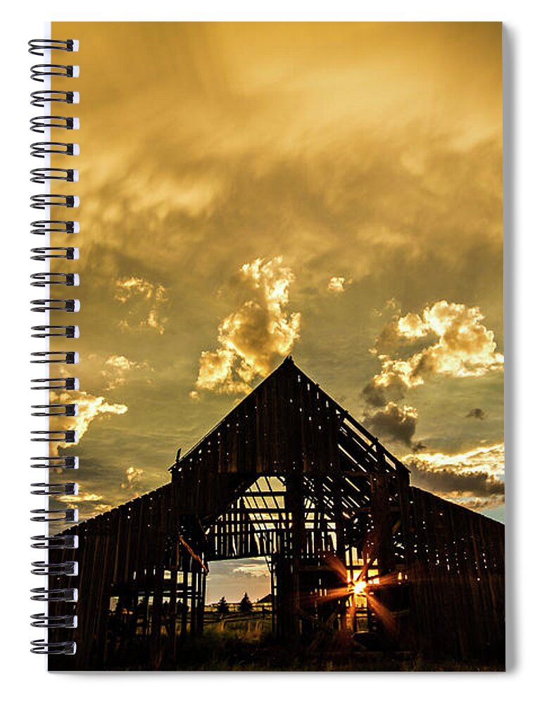 Barn Spiral Notebook featuring the photograph Sunset at Mapleton Barn by Wesley Aston