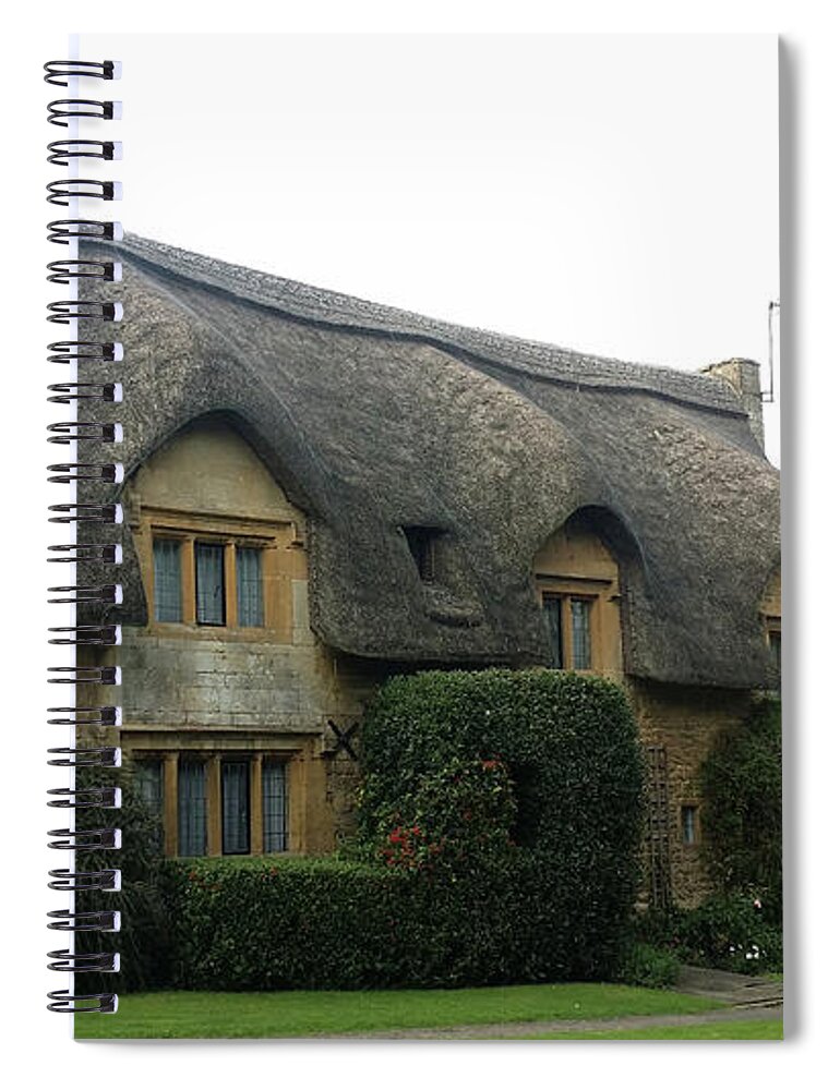 Thatched Cottage Image Spiral Notebook featuring the photograph Thatched Cottage by Roxy Rich
