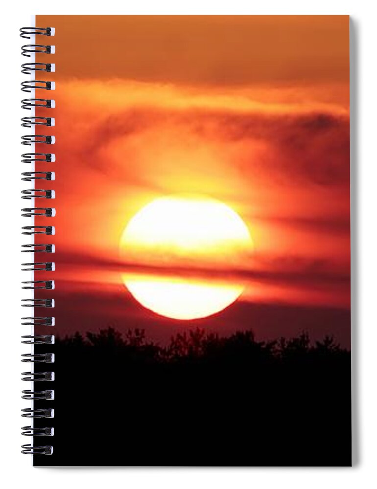 Setting Sun Spiral Notebook featuring the photograph Wonderous Sunset by Mary Walchuck