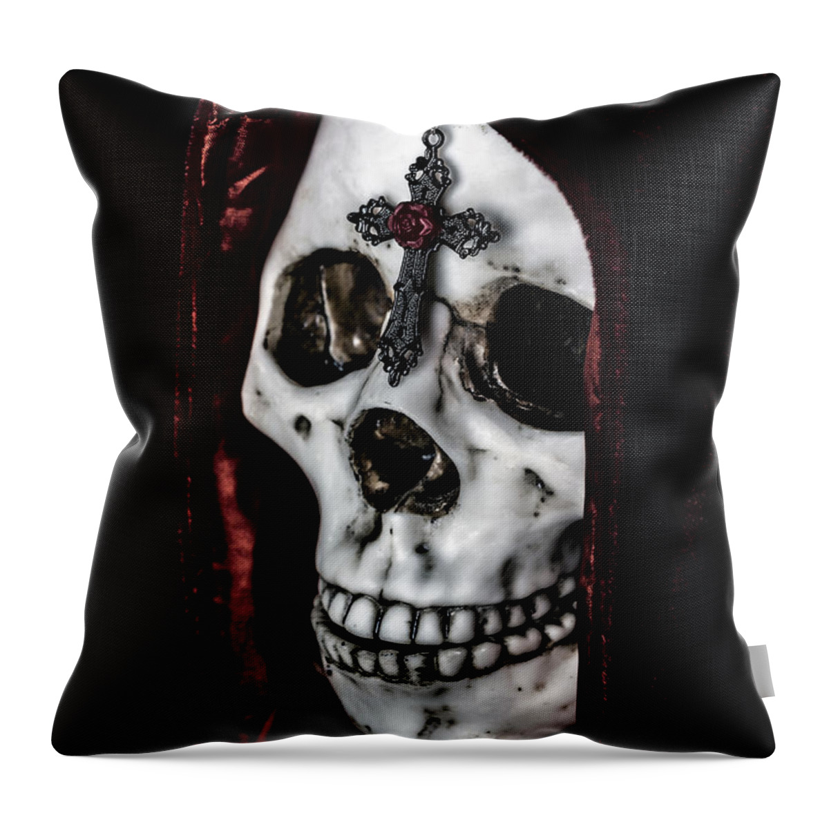 Skull Throw Pillow featuring the photograph Dead Knight #1 by Joana Kruse