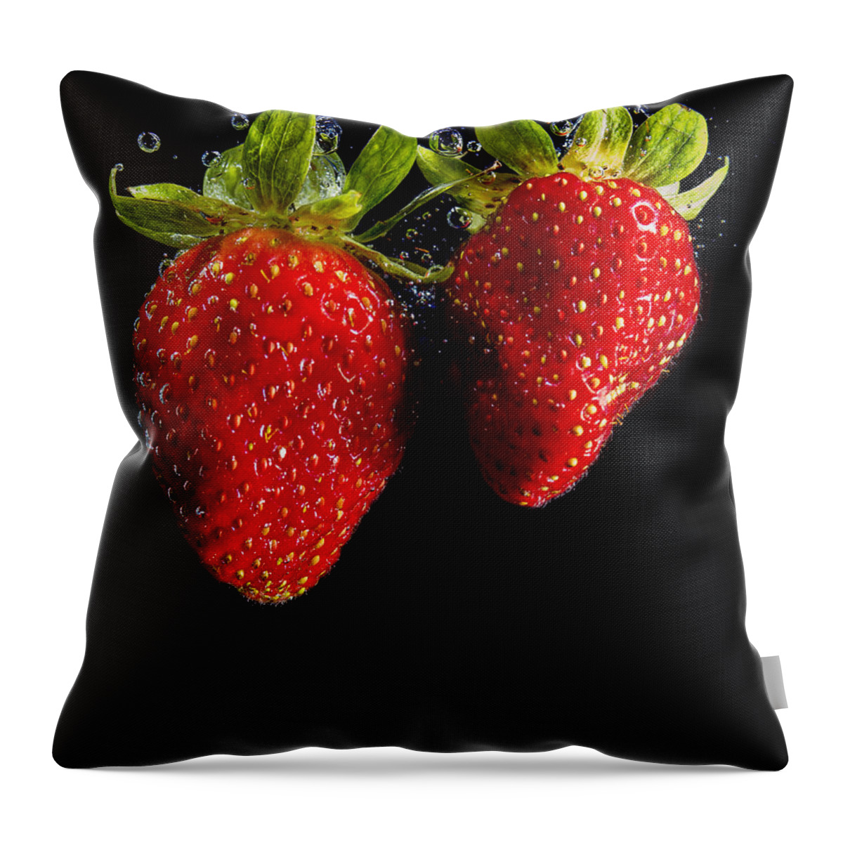 Fruit Throw Pillow featuring the photograph Splash strawberry #2 by Paulo Goncalves
