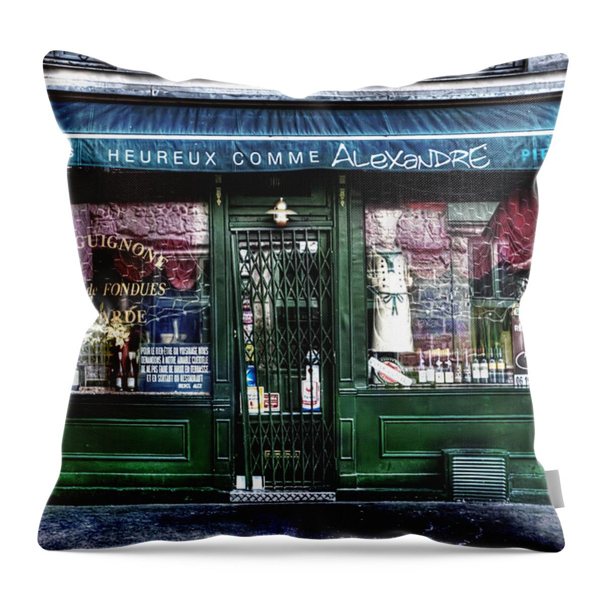 Evie Throw Pillow featuring the photograph Alexandre Paris France by Evie Carrier