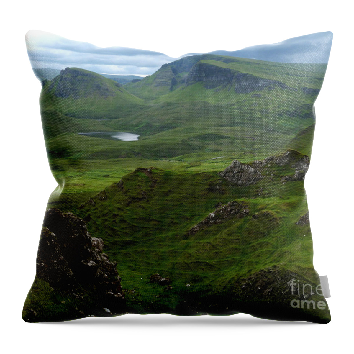 Beinn Edra Throw Pillow featuring the photograph Beinn Edra - Isle of Skye by Phil Banks