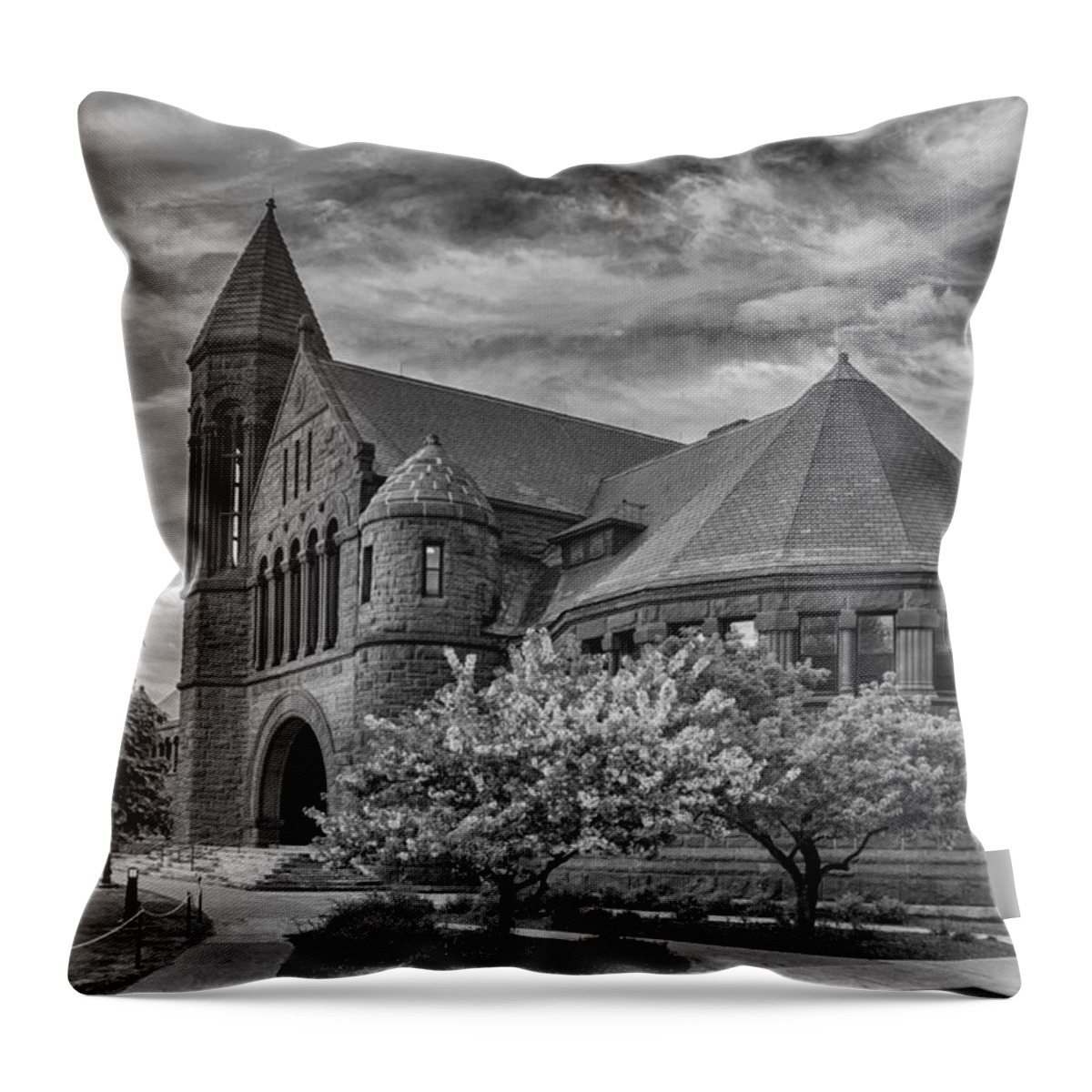Burlington Throw Pillow featuring the photograph Billings Library at UVM Burlington by Guy Whiteley