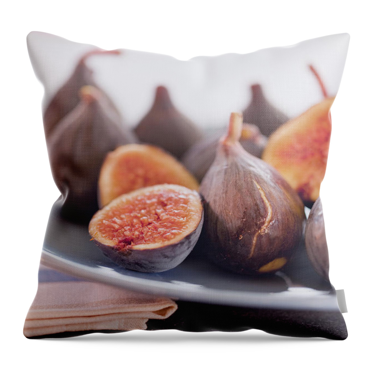 Juicy Throw Pillow featuring the photograph Blue Figs On A Plate by Ursula Alter