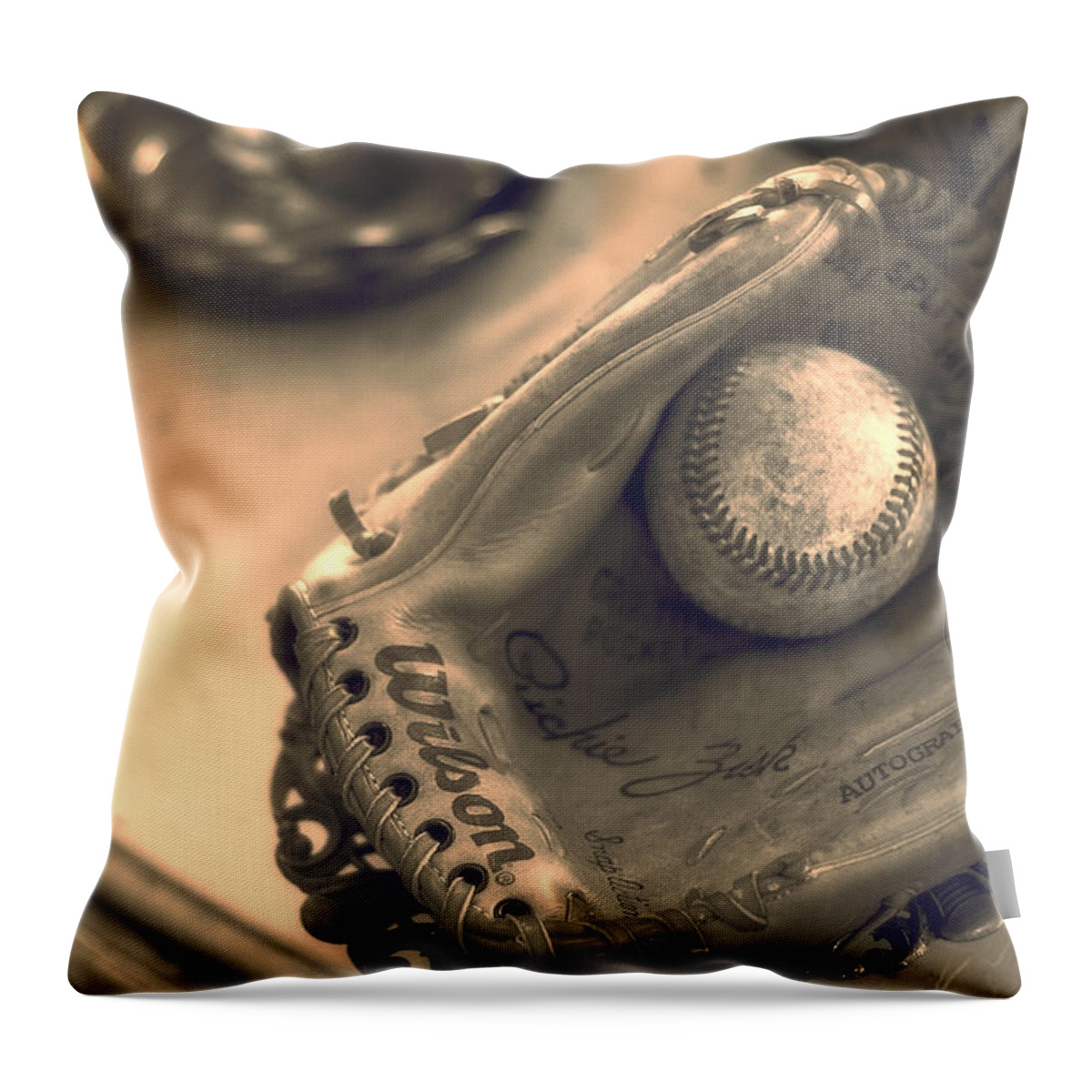 Pitch Throw Pillow featuring the photograph Catch by Eugene Campbell