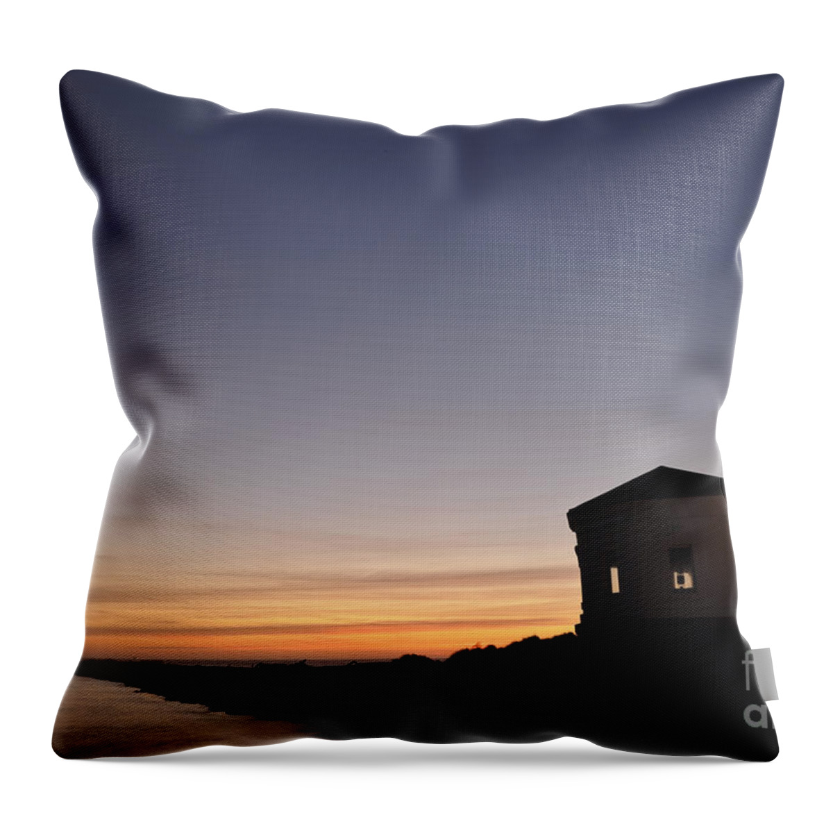 Bandon Throw Pillow featuring the photograph Coquille River Lighthouse by John Shaw