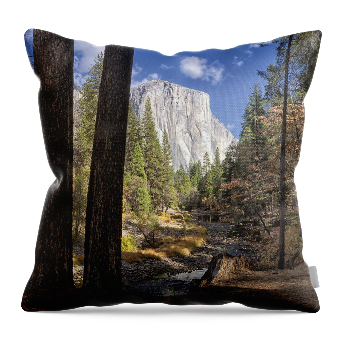California Throw Pillow featuring the photograph El Capitan by Robert Fawcett