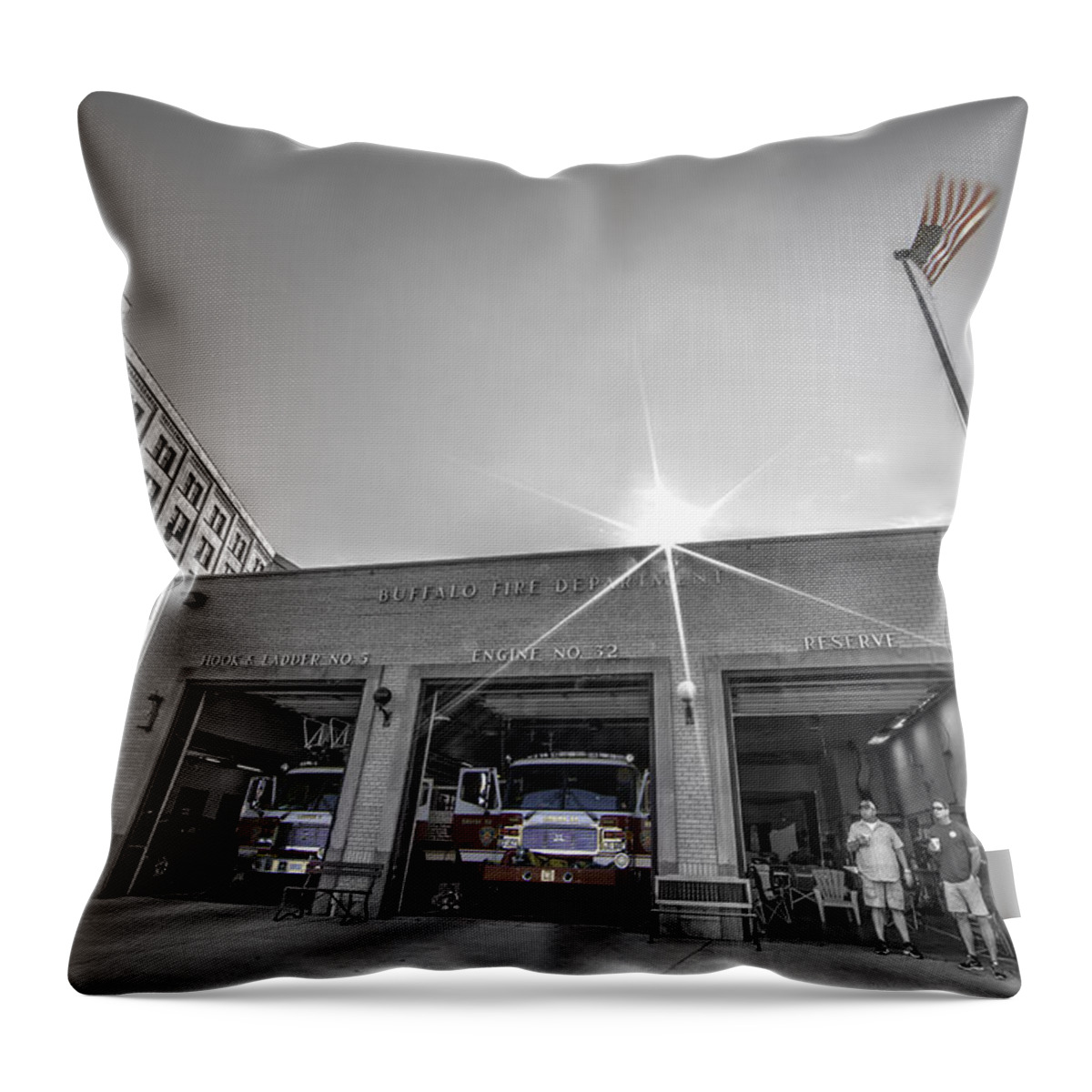 Engine 32 Throw Pillow featuring the photograph Engine 32 Ladder 5 by John Angelo Lattanzio