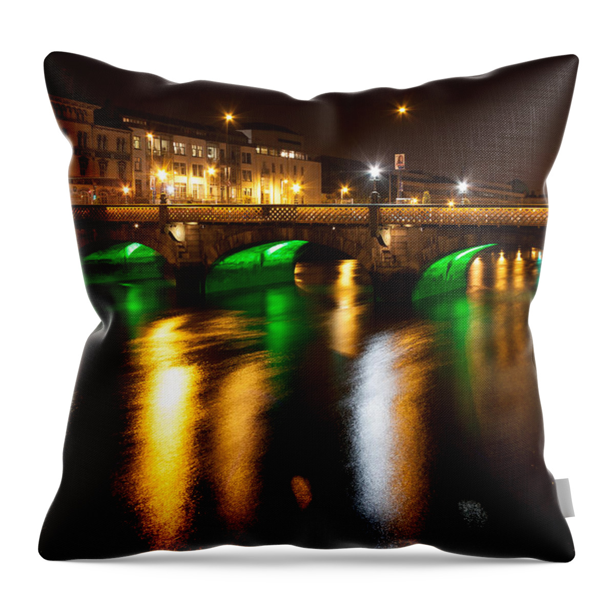 Arches Throw Pillow featuring the photograph Essex Bridge in Dublin City by Semmick Photo