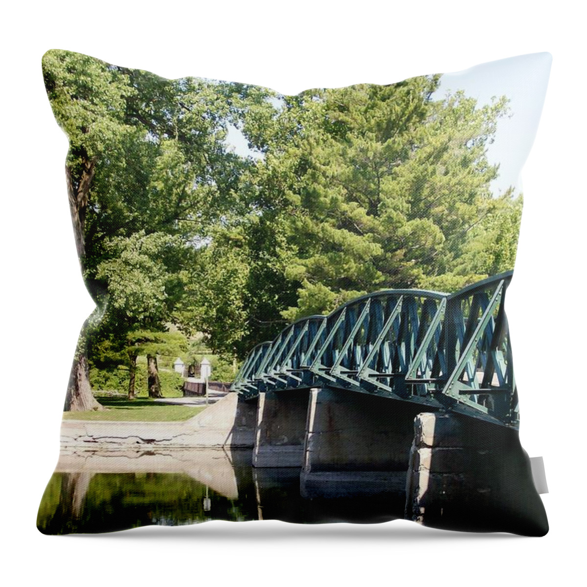 Fabyan Throw Pillow featuring the photograph Fabyan Bridge by Laurie Eve Loftin