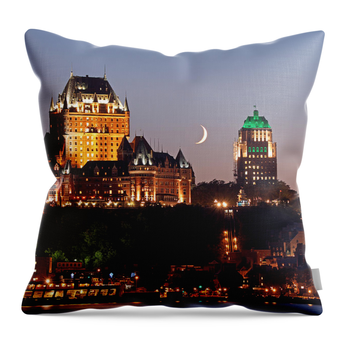Quebec City Throw Pillow featuring the photograph Fairmont Le Chateau Frontenac by Juergen Roth