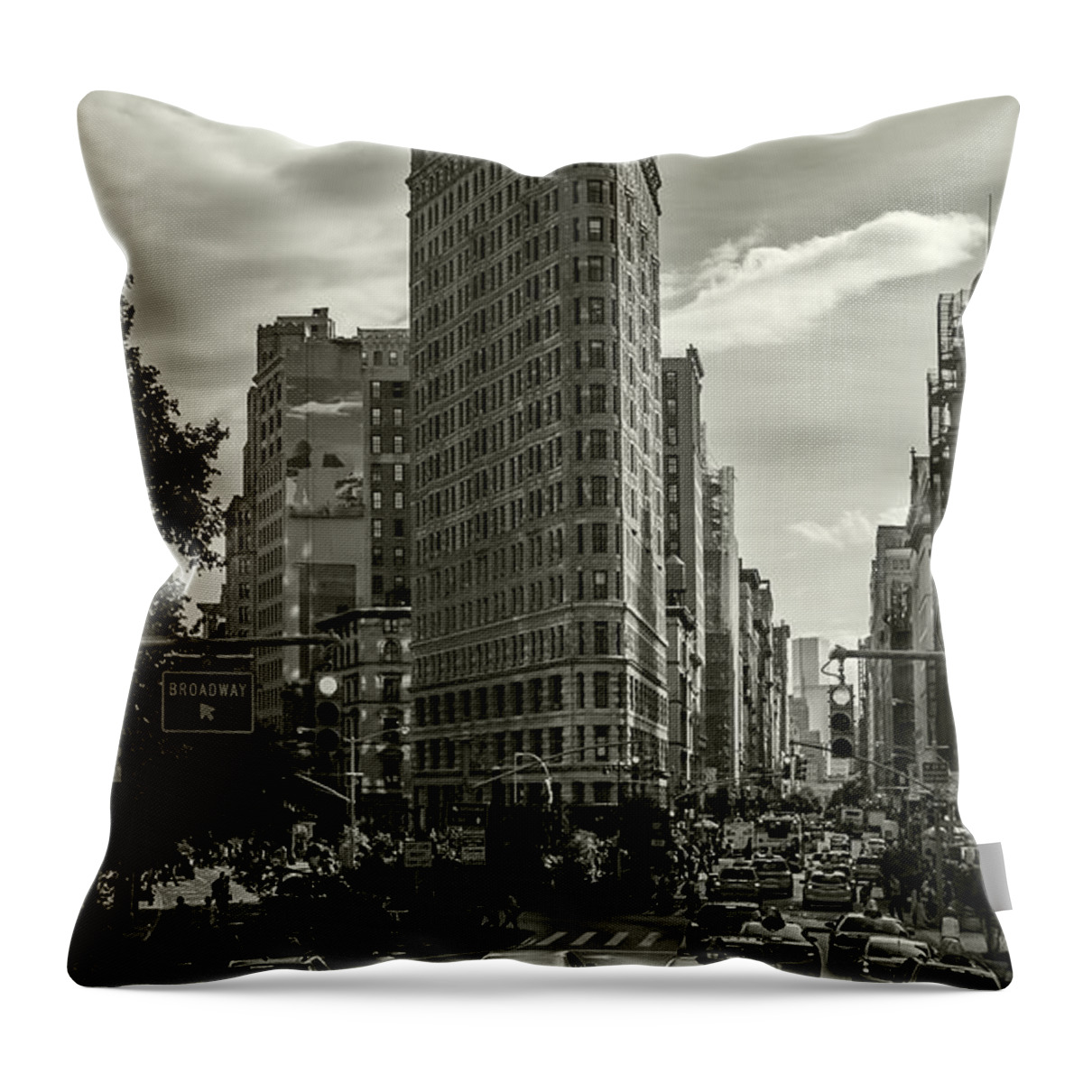 Flatiron Building Throw Pillow featuring the photograph Flatiron Building - Black and White by Jatin Thakkar