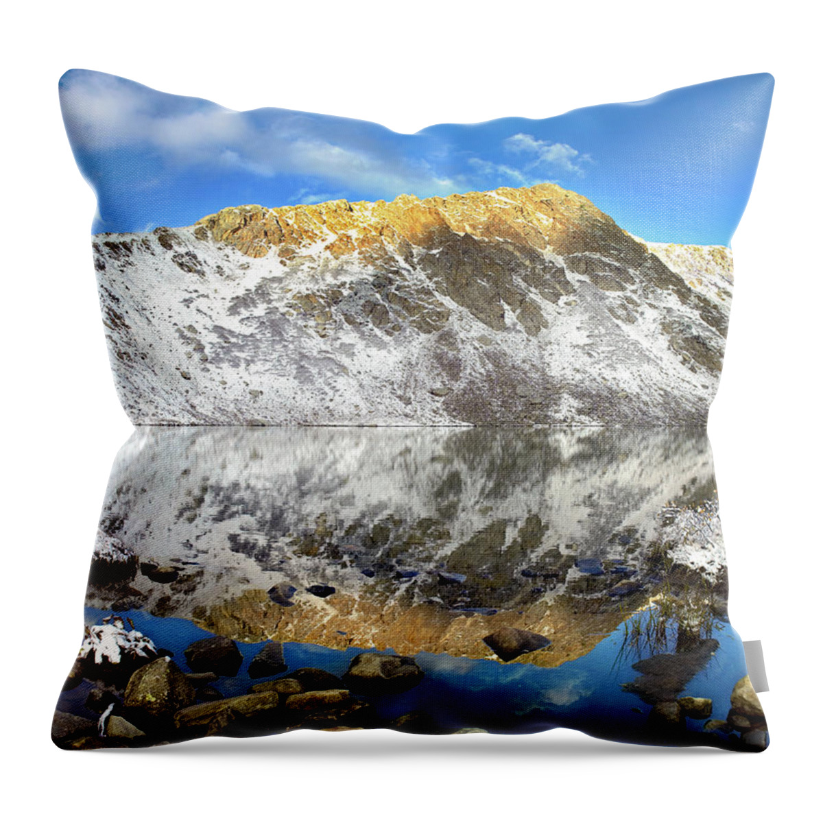 00175170 Throw Pillow featuring the photograph Geissler Mountain and Linkins Lake by Tim Fitzharris