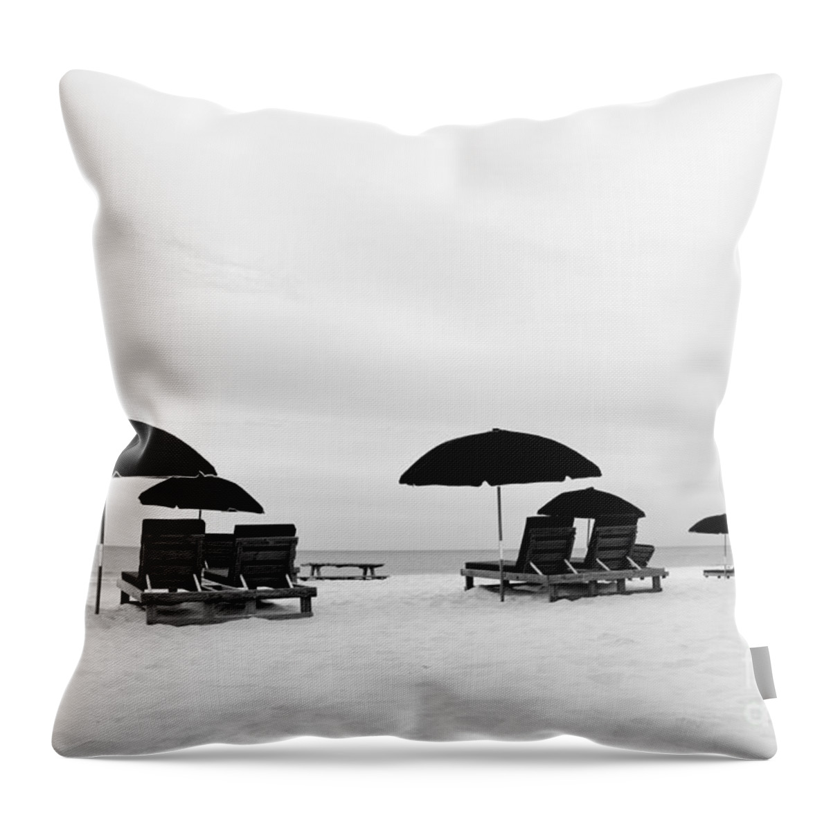 Beach Throw Pillow featuring the photograph Gulf Shores Alabama by Danny Hooks