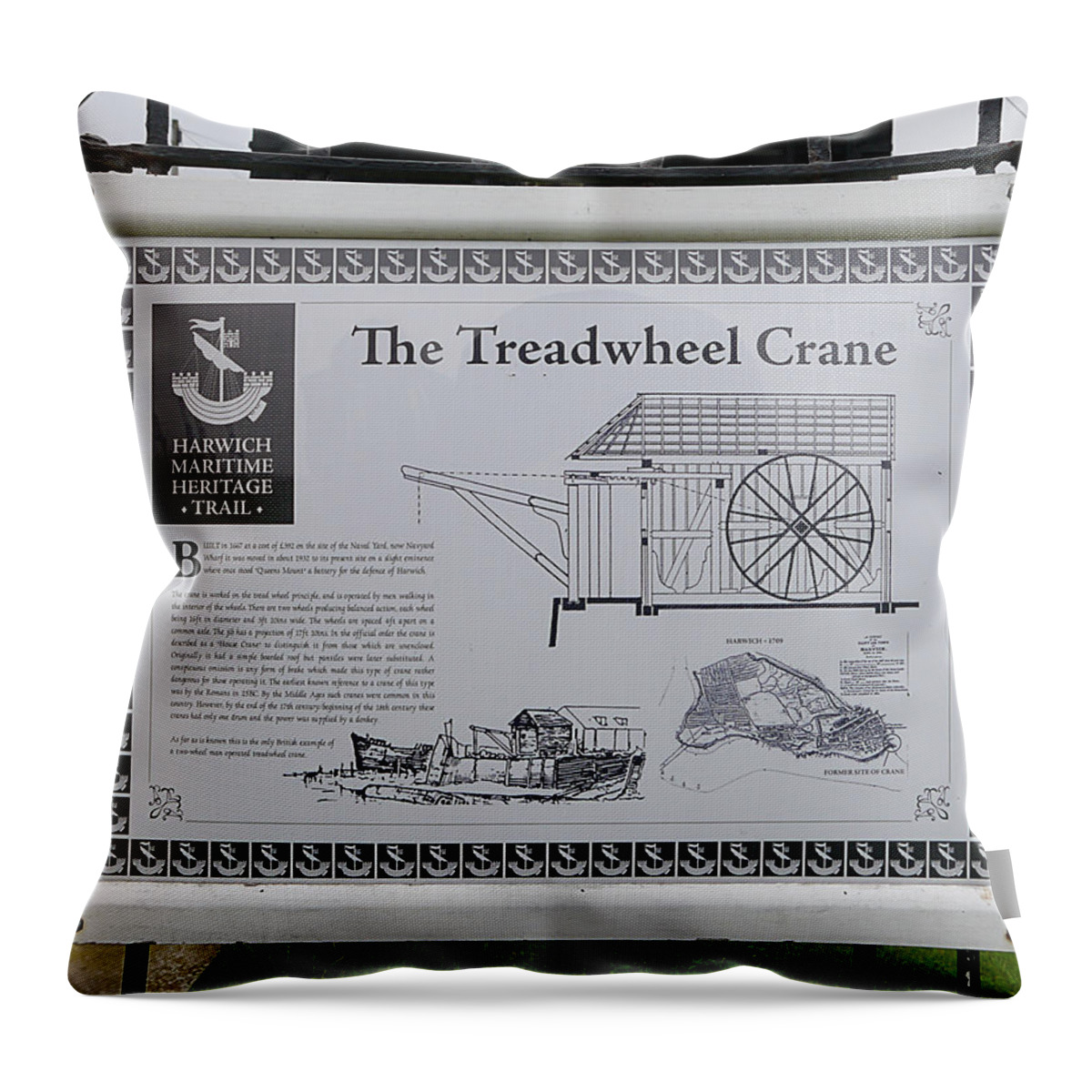 Harwich Throw Pillow featuring the photograph Harwich - Treadwheel Crane by Richard Reeve