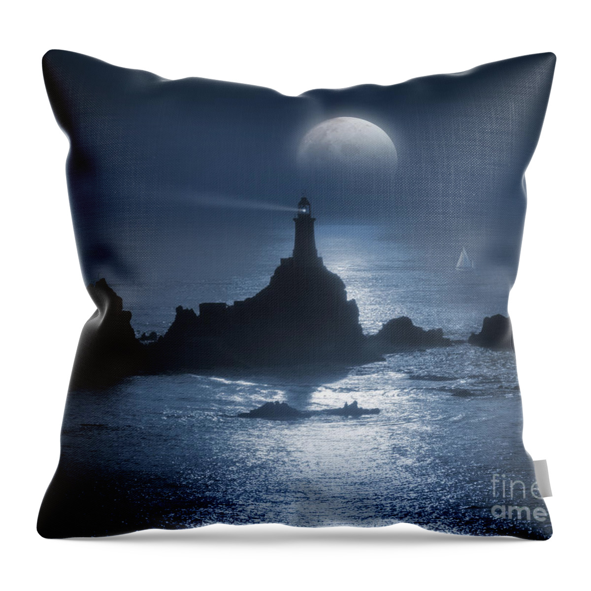 La Throw Pillow featuring the photograph Heading for the Light by Edmund Nagele FRPS