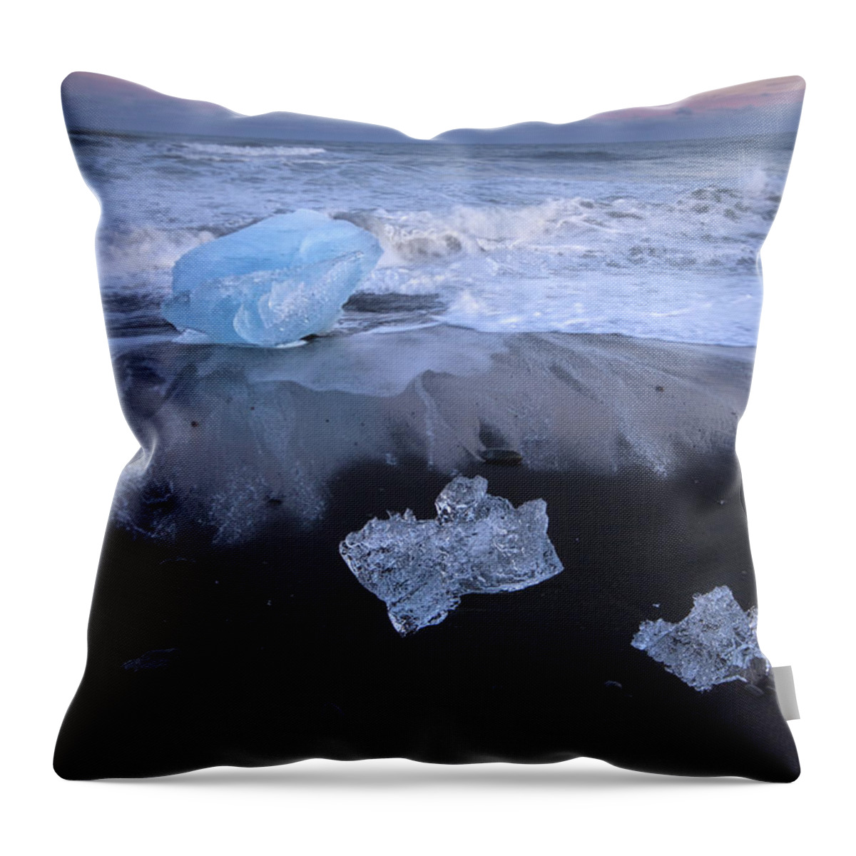Jokulsarlon Throw Pillow featuring the photograph Jewell Of The Sea by Evelina Kremsdorf