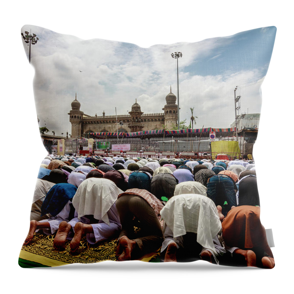 People Throw Pillow featuring the photograph Jummat-ul-vida Prayer by Lsprasath Photography