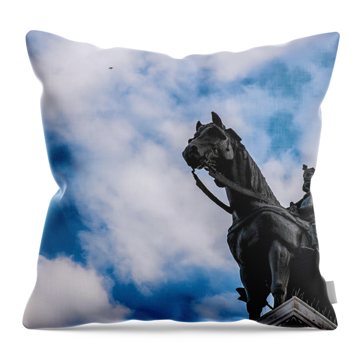 Monument Throw Pillow featuring the photograph Kingdom Come by AM FineArtPrints