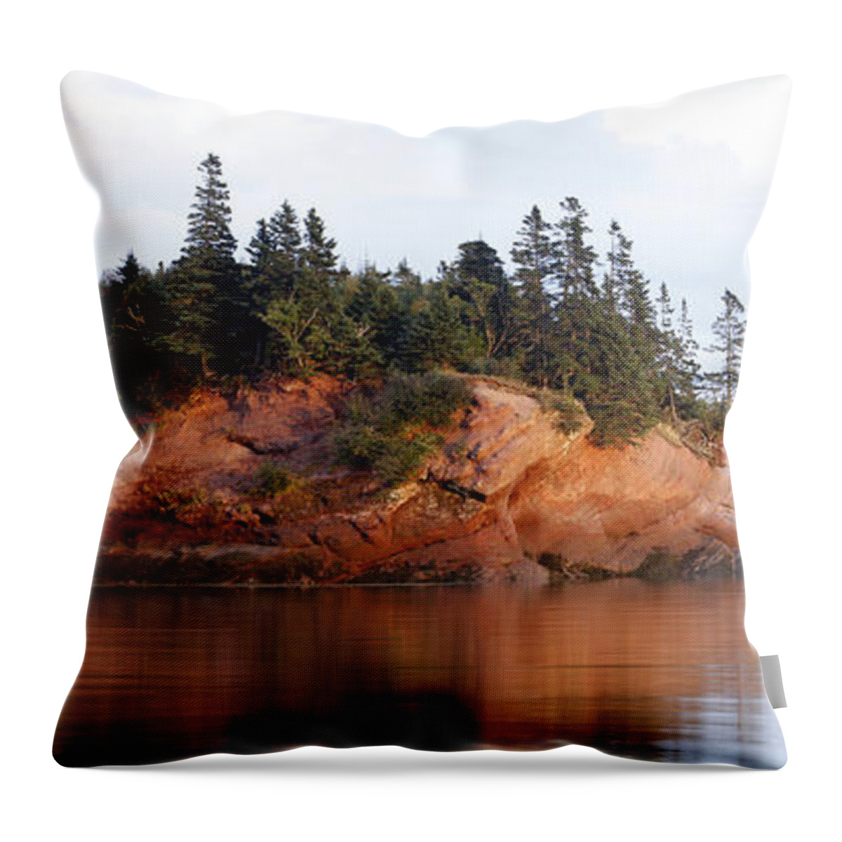 Shoreline Throw Pillow featuring the photograph Last Light at St Martins by Laura Tucker