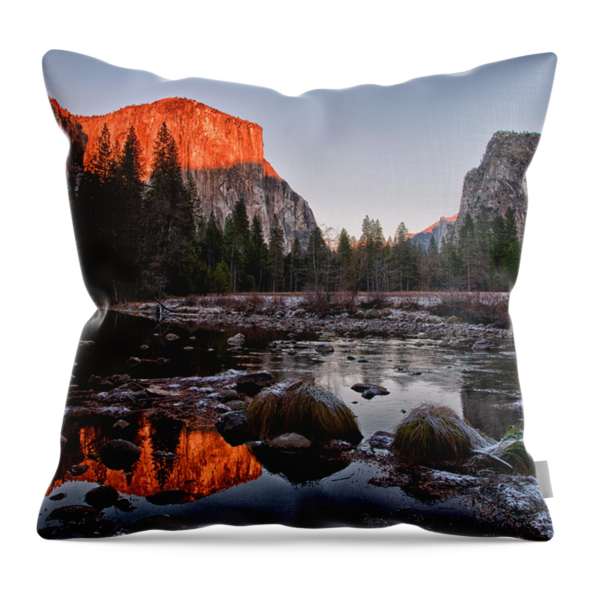 River Throw Pillow featuring the photograph Last Light at Valley View by Cat Connor