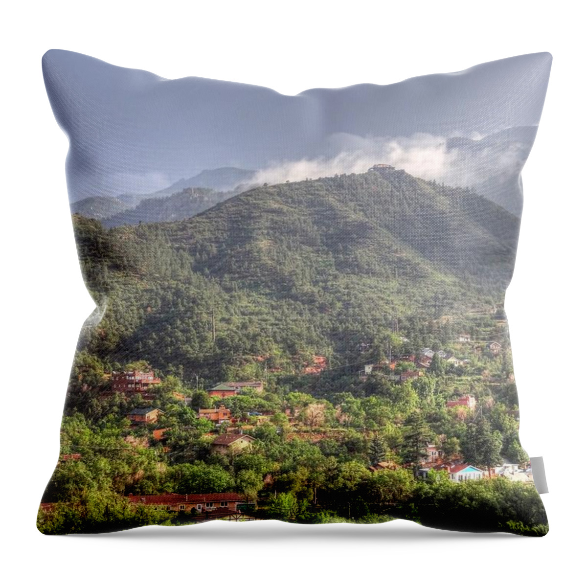 Landscape Throw Pillow featuring the photograph Manitou to the South I by Lanita Williams