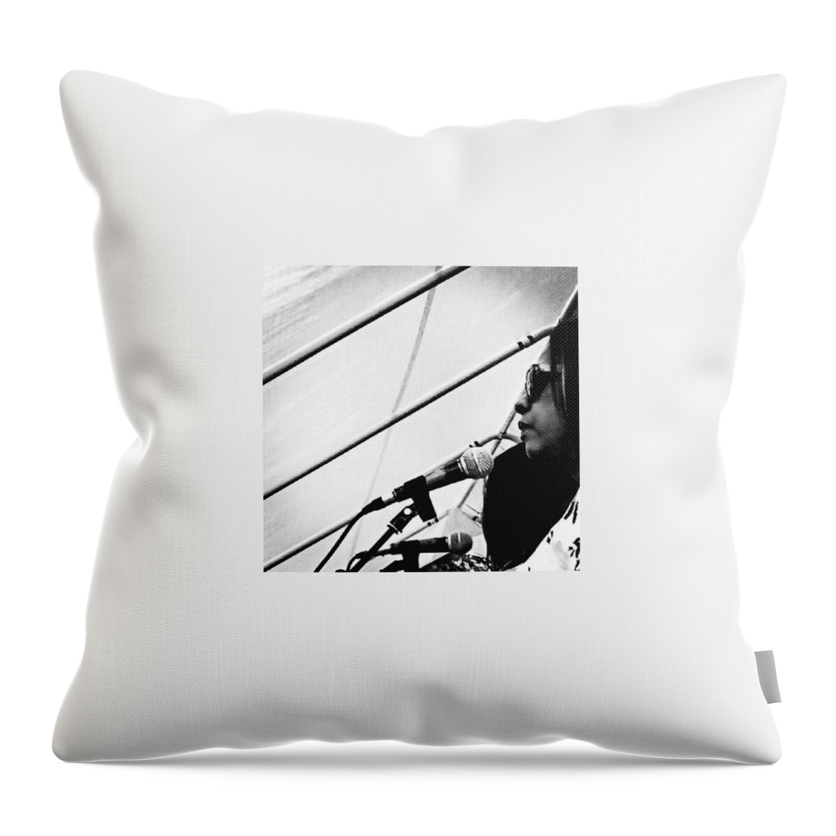 Favoritesong Throw Pillow featuring the photograph The Singers by Jason Roust