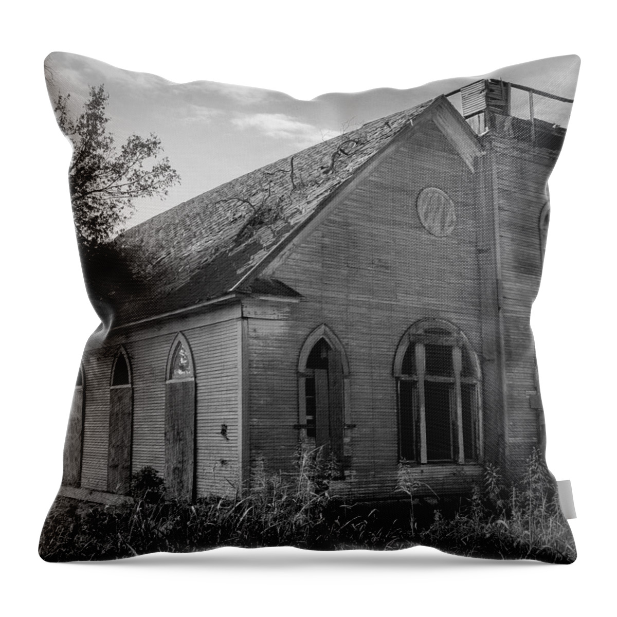 Church Throw Pillow featuring the photograph Not Bound by A Building by Jeff Mize
