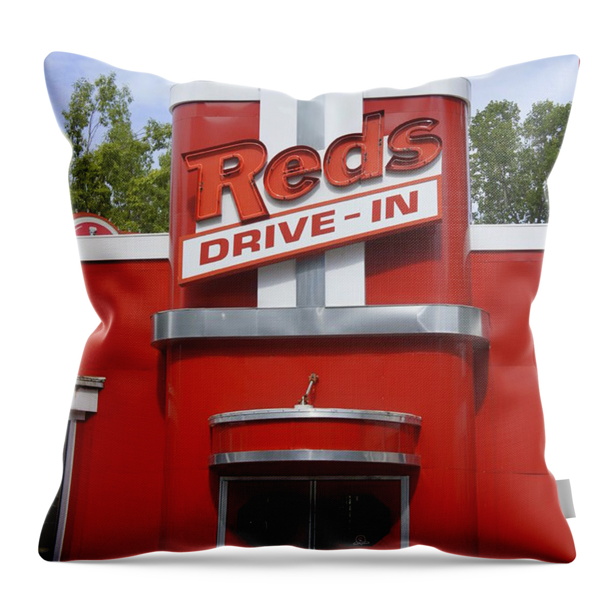 Reds Drive In Throw Pillow featuring the photograph Reds Drive- In by Laurie Perry