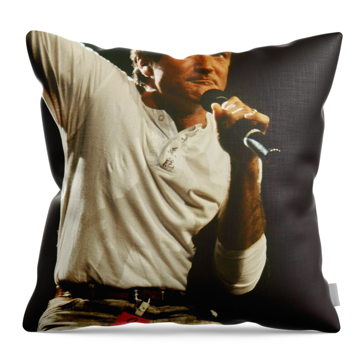 Robin Williams Throw Pillow featuring the photograph Robin Williams by David Plastik