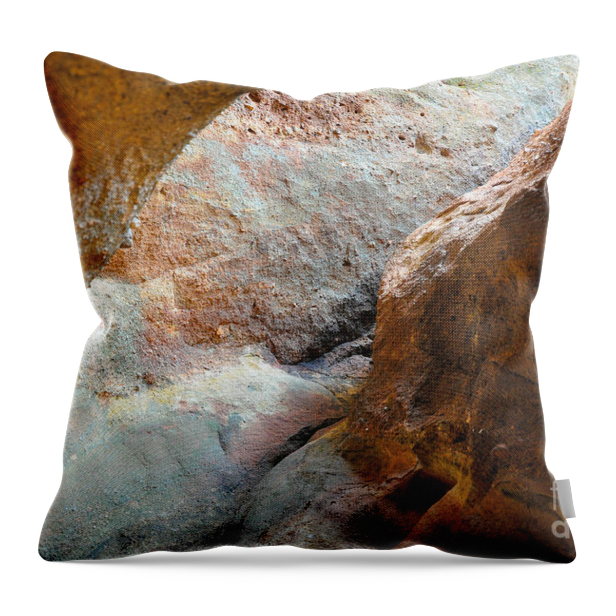 Roxborough Throw Pillow featuring the photograph Rock Light by Cheryl McClure