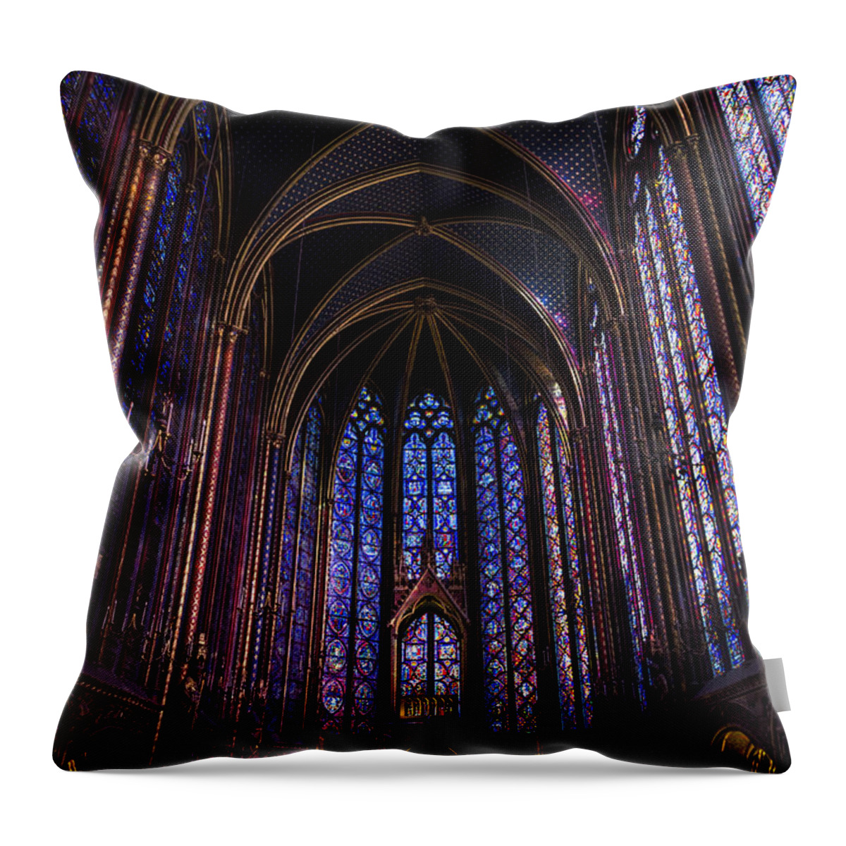 Sainte Throw Pillow featuring the photograph Sainte Chapelle by Pablo Lopez