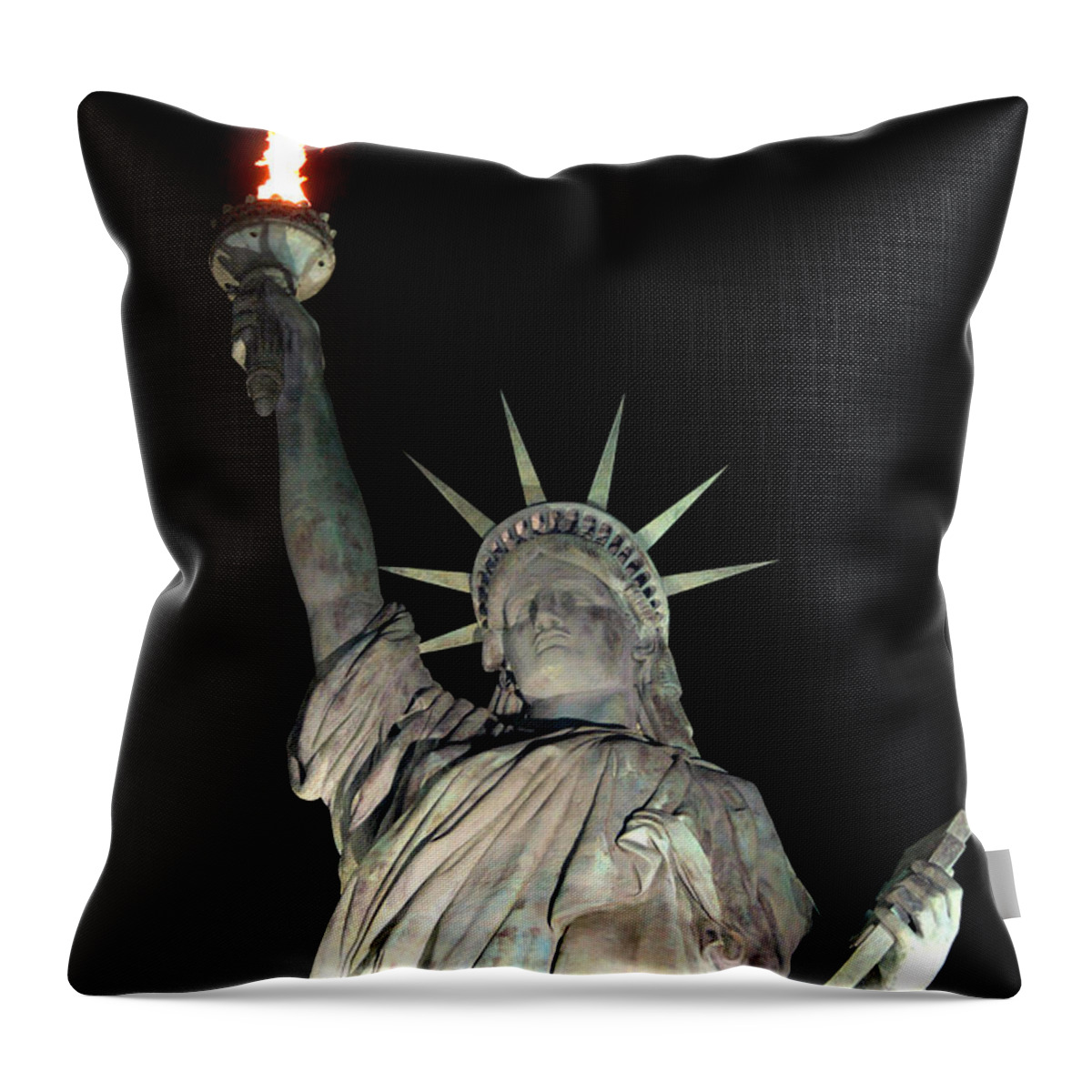 Lady Liberty Replica Throw Pillow featuring the photograph Statue of Liberty Replica in Alabama by Kathy White