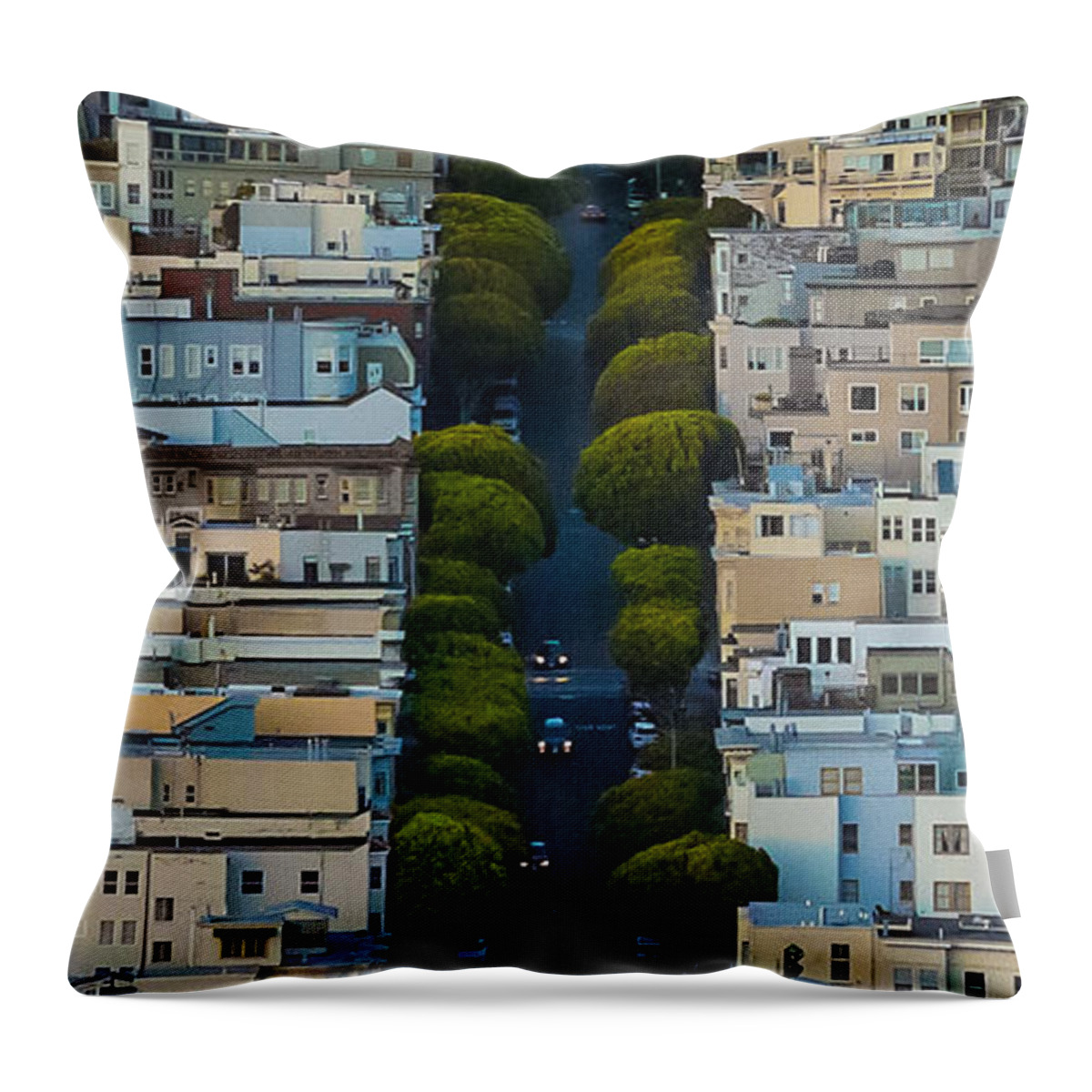 San Francisco Throw Pillow featuring the photograph Summer Green on Lombard Street by Scott Campbell