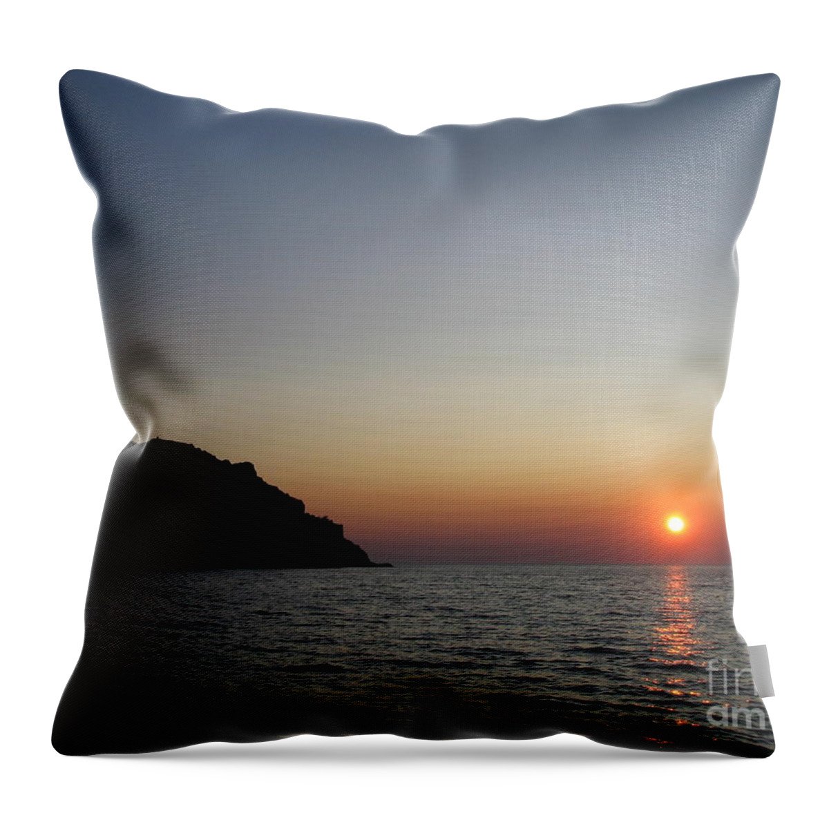 Sea Throw Pillow featuring the photograph Sunset by Vicki Spindler