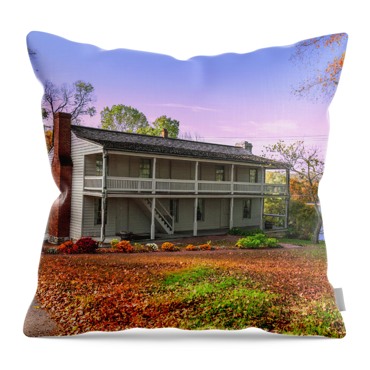 Fort Donelson Throw Pillow featuring the photograph Surrender House by Mary Almond