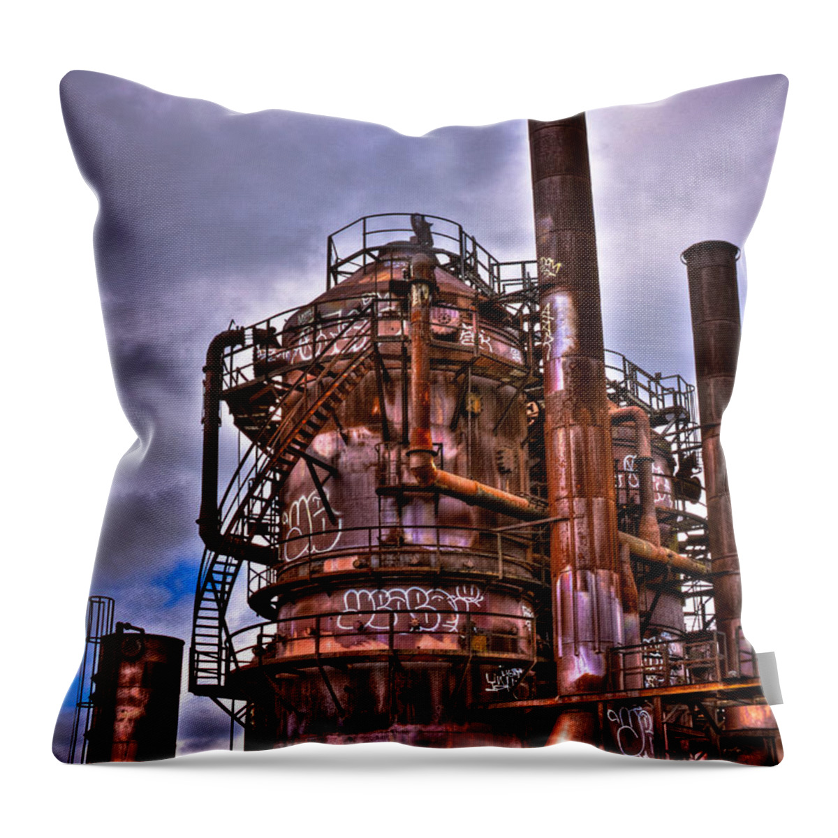 Gasworks Park Throw Pillow featuring the photograph The Compressor Building at Gasworks Park - Seattle Washington by David Patterson