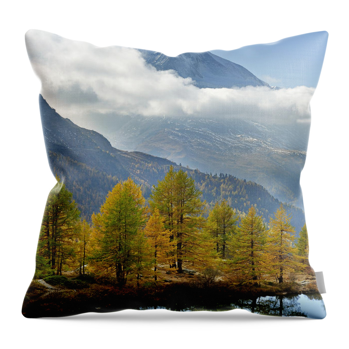 525231 Throw Pillow featuring the photograph The Matterhorn Switzerland by Thomas Marent