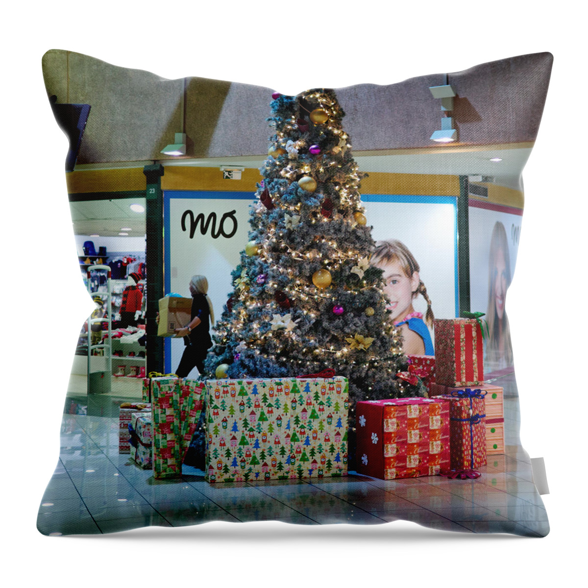 Atlantic Ocean Throw Pillow featuring the photograph The Move The Look by Jouko Lehto