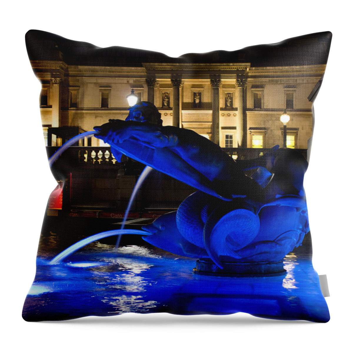 December Throw Pillow featuring the photograph Trafalgar Square at Night by Leah Palmer