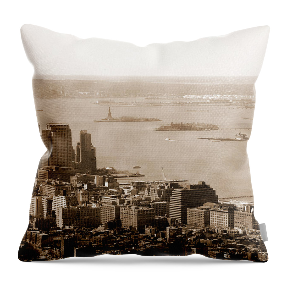 Upper Bay Throw Pillow featuring the photograph Upper New York Bay Vintage by RicardMN Photography