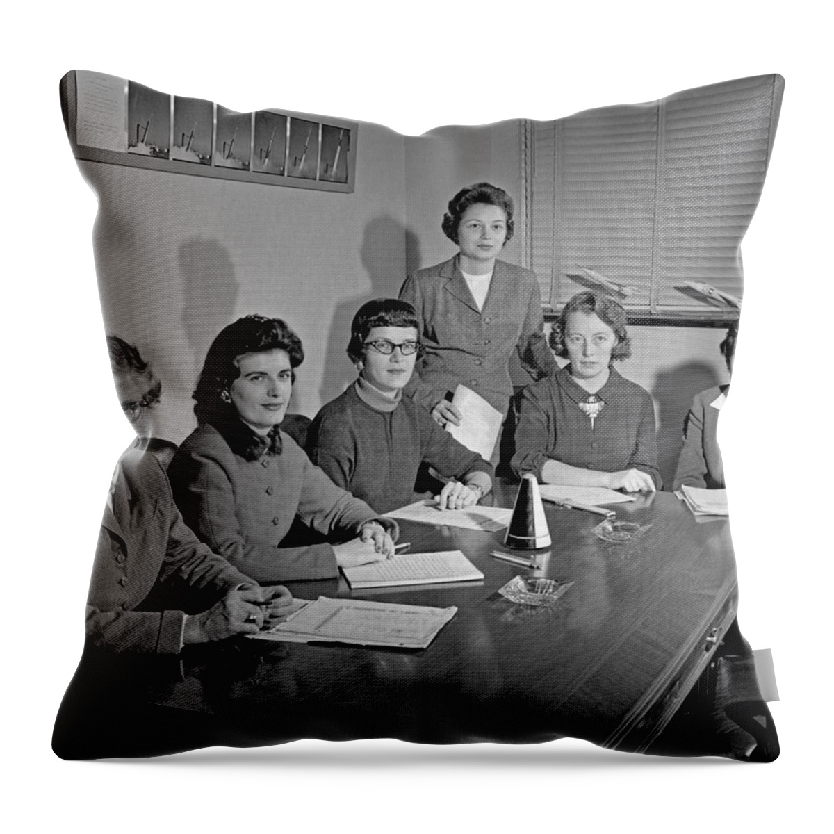 Portrait Throw Pillow featuring the photograph Women Scientists At Nasa, 1959 by Science Source