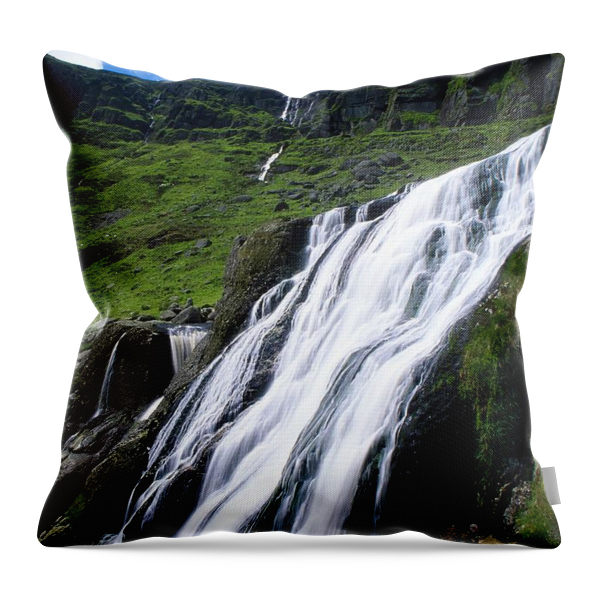 County Waterford Throw Pillow featuring the photograph Comeragh Mountains, County Waterford by Richard Cummins