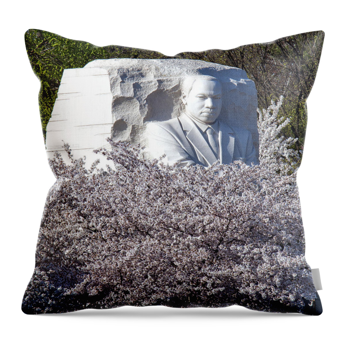 Washington D.c. Throw Pillow featuring the photograph Dr Martin Luther King Jr Memorial DS053 by Gerry Gantt