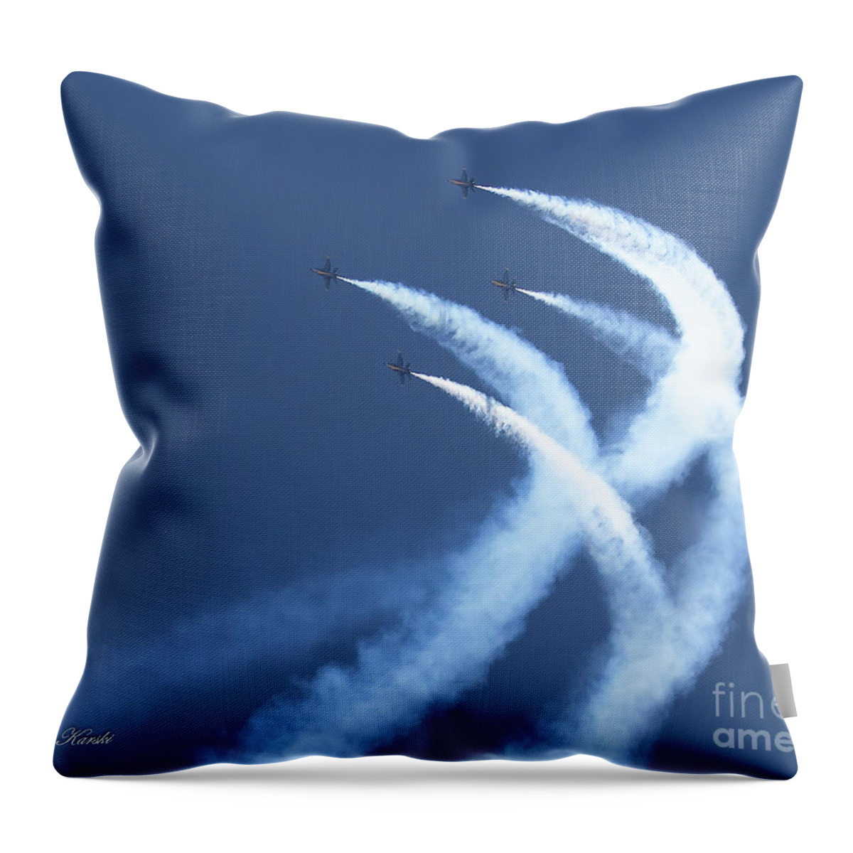 Airshow Throw Pillow featuring the photograph High Curve by Sue Karski