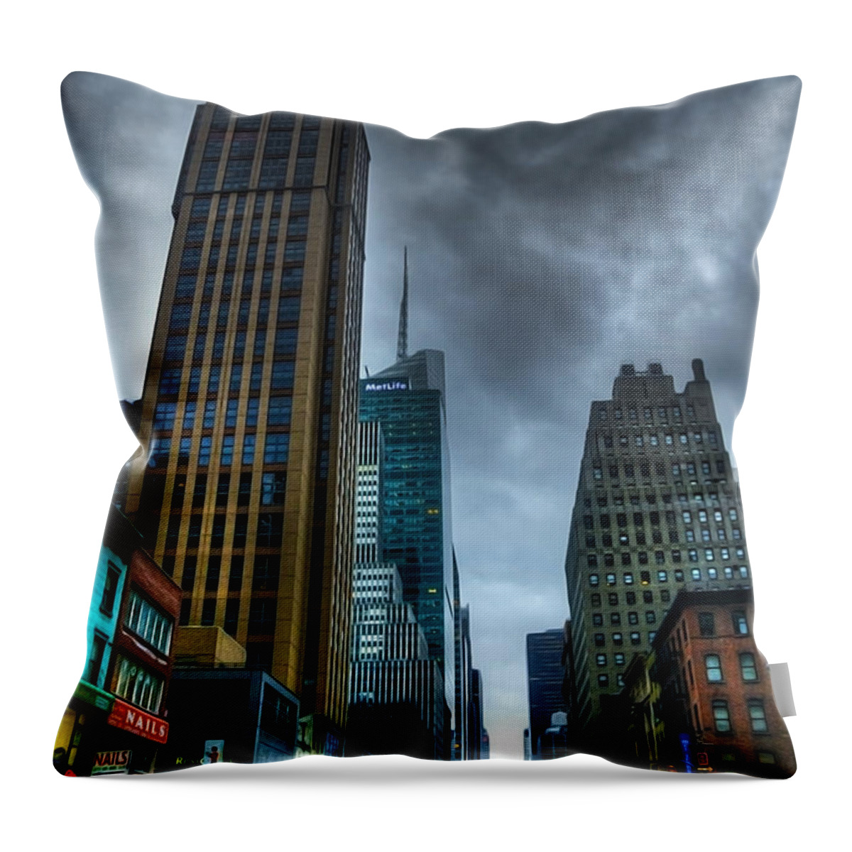 Active Throw Pillow featuring the photograph Nyc016 by Svetlana Sewell