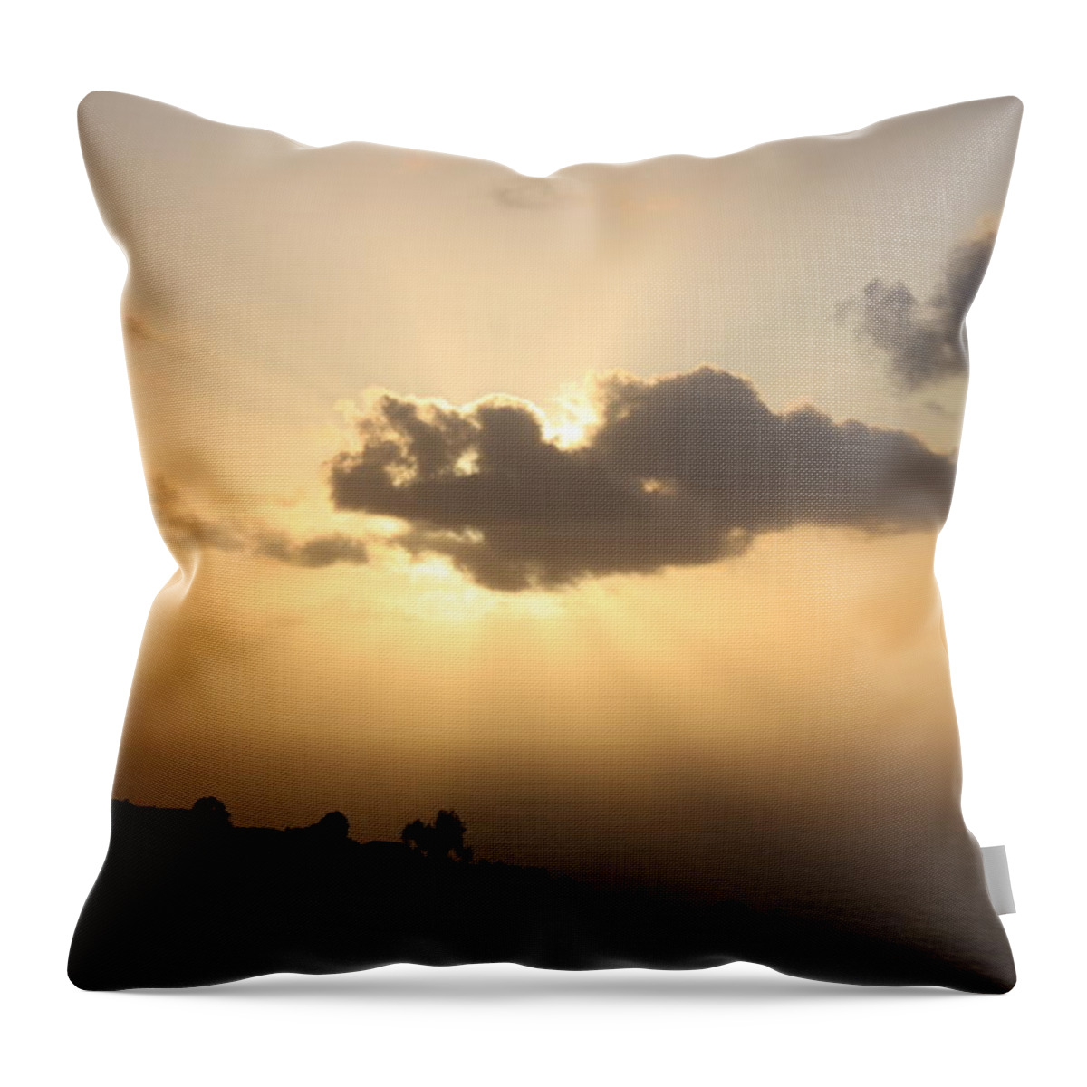 Sunset Throw Pillow featuring the photograph Radiance by Caroline Lomeli